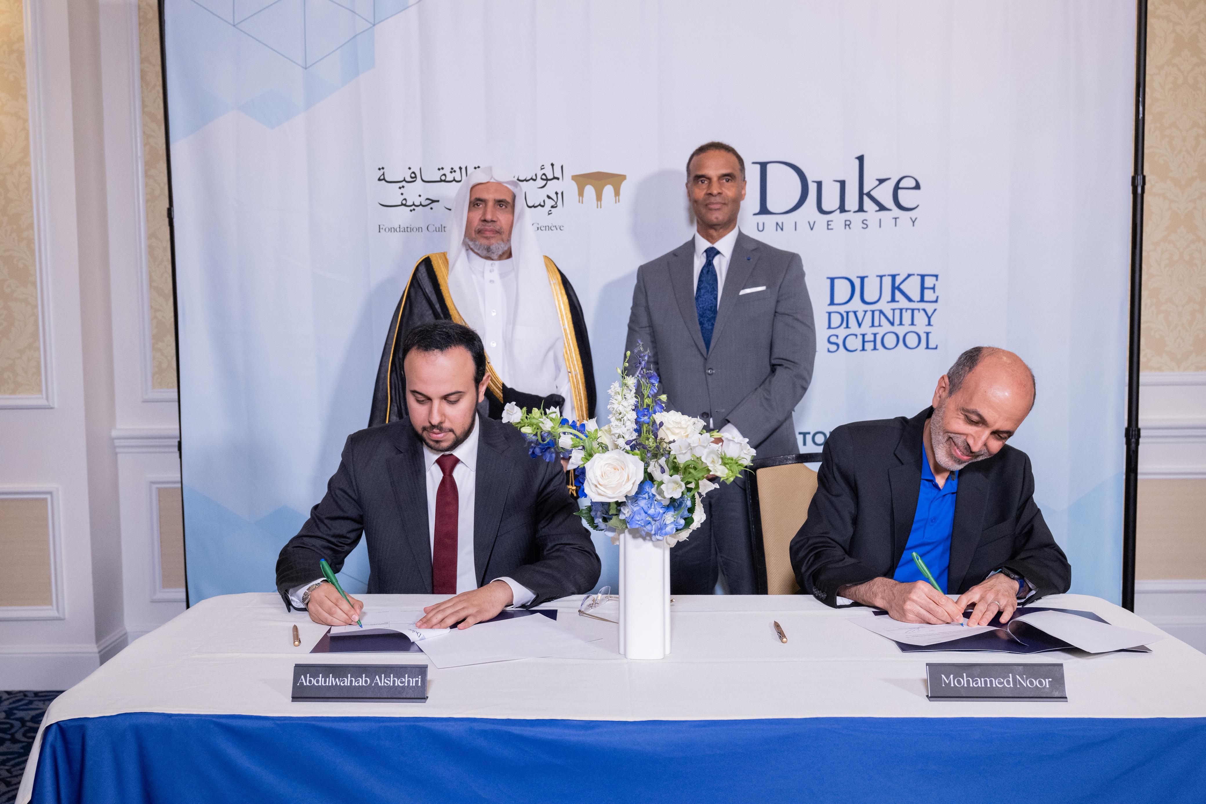 Universitas Duke di Amerika Serikat mengadakan kuliah umum yang disampaikan oleh Yang Mulia Sekretaris Jenderal Liga Muslim Dunia tentang Peradaban Islam