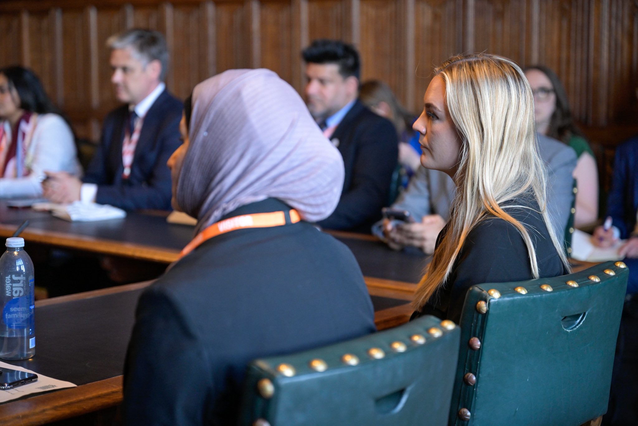 Durante una reunión impulsada por varios miembros del Parlamento británico, tras la sesión ampliada en presencia del Presidente de la Cámara de los comunes: