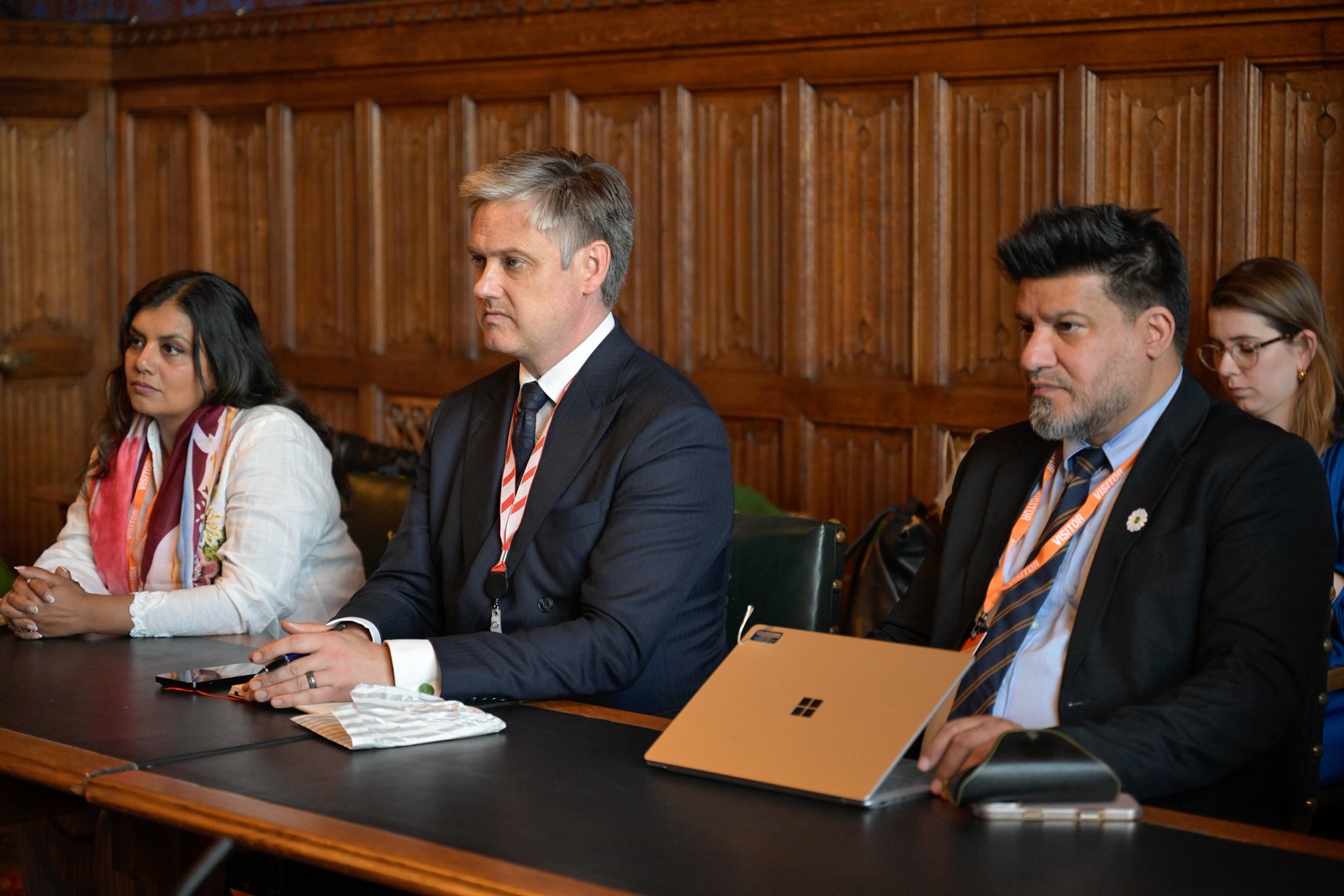 Durante una reunión impulsada por varios miembros del Parlamento británico, tras la sesión ampliada en presencia del Presidente de la Cámara de los comunes: