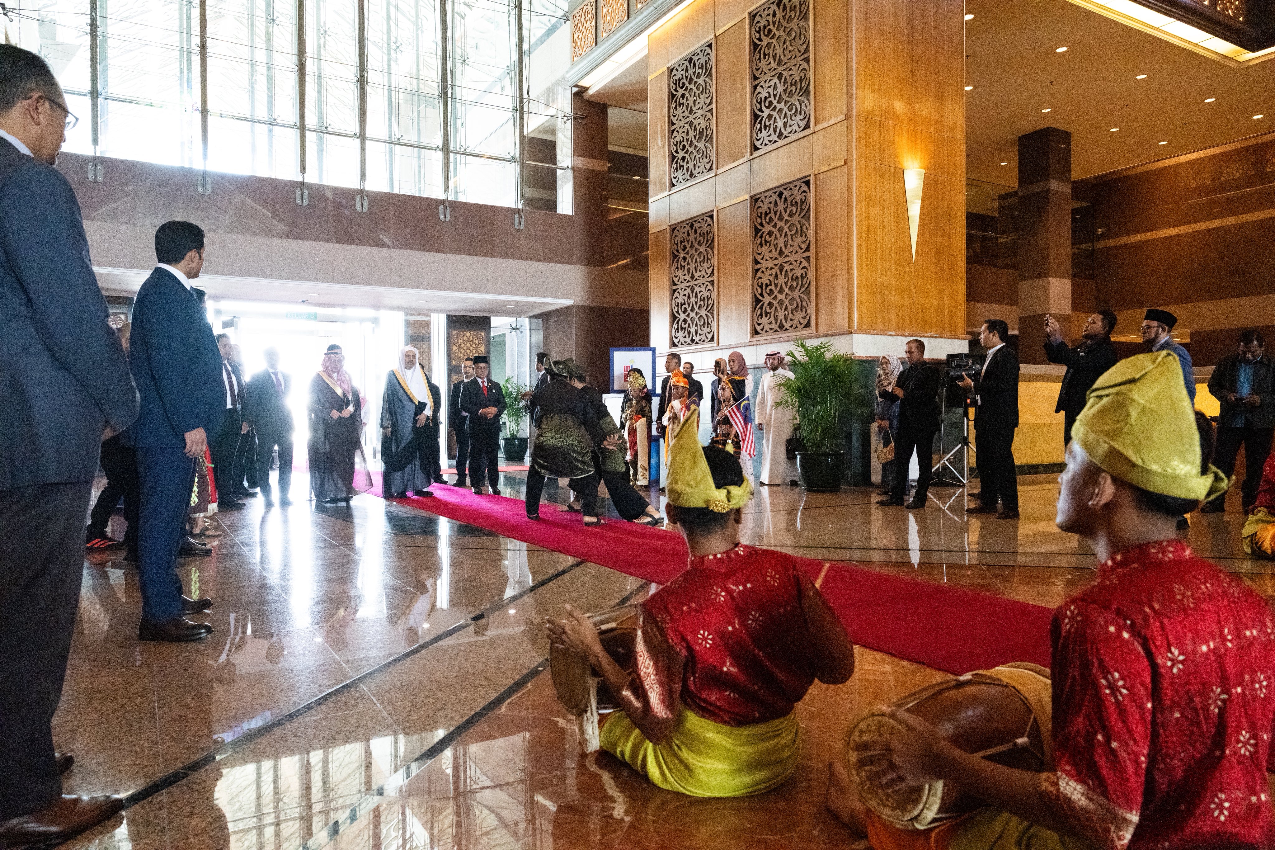 Yang Mulia Sekretaris Jenderal LMD, Ketua Organisasi Ulama Muslim, Syekh Dr. Mohammed Alissa , tiba hari ini di Bandara Internasional Kuala Lumpur