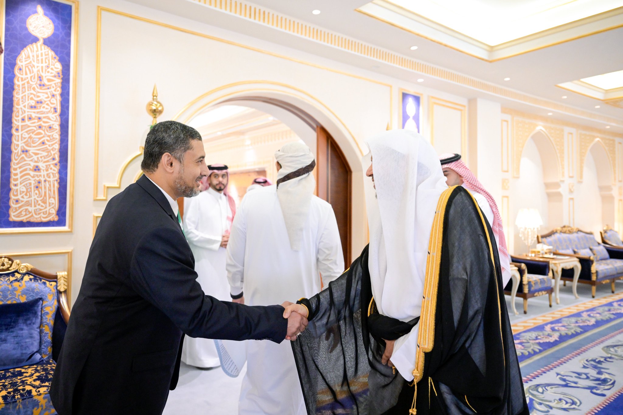 Esta tarde, el Secretario General, el Sheij Mohammed Alissa , se reunió en La Meca con varios recitadores del Corán de la plataforma técnica internacional afiliada a la Liga del Mundo Islámico