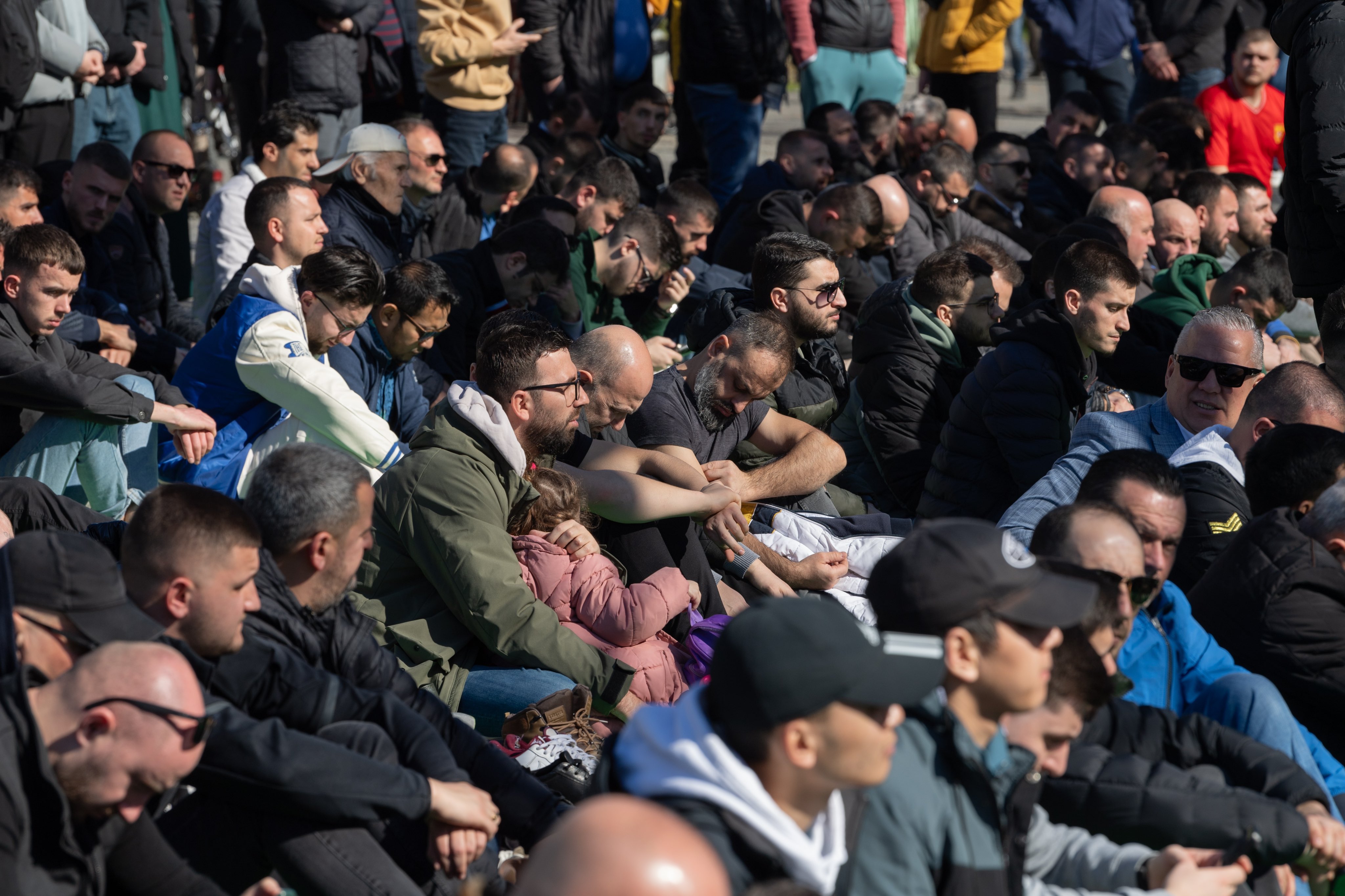 Dari mimbar Masjid Agung yang bersejarah di ibu kota Albania, Tirana: Yang Mulia Syeikh Dr. Mohammed Alissa menyampaikan khutbah Jumat pada hari ini, tanggal 6 Sya'ban