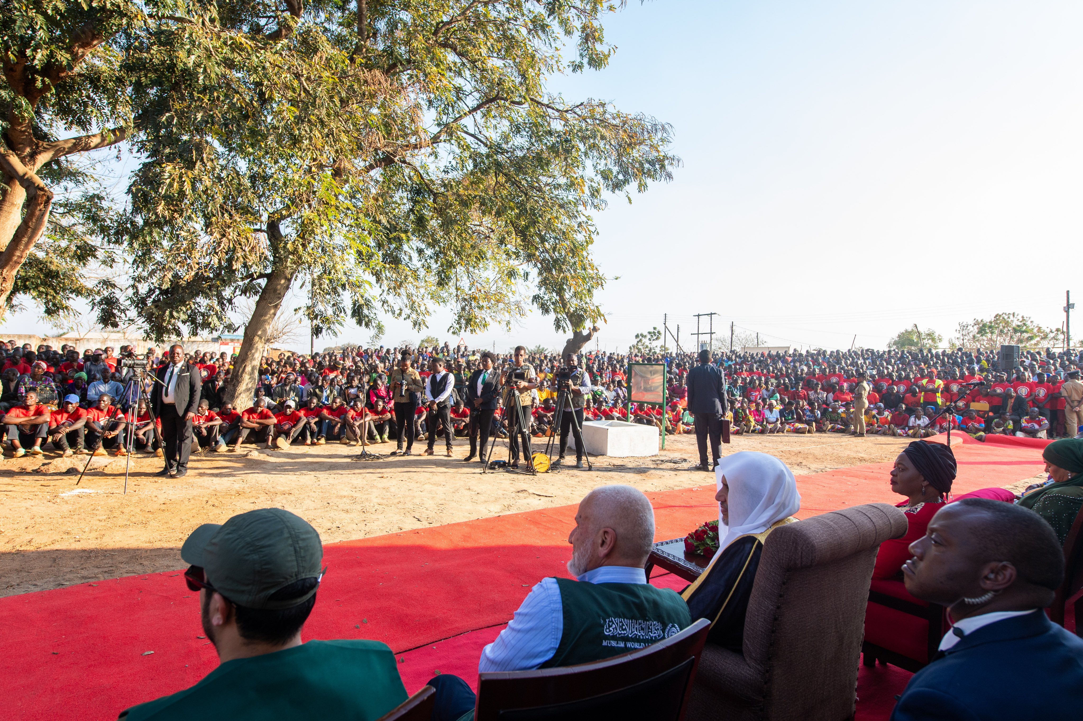 The project encompasses six zones and utilizes solar energy to ensure sustainability. It features storage and pump units, providing essential support to thousands in need who have long endured a scarcity of access to a safe and clean water source.