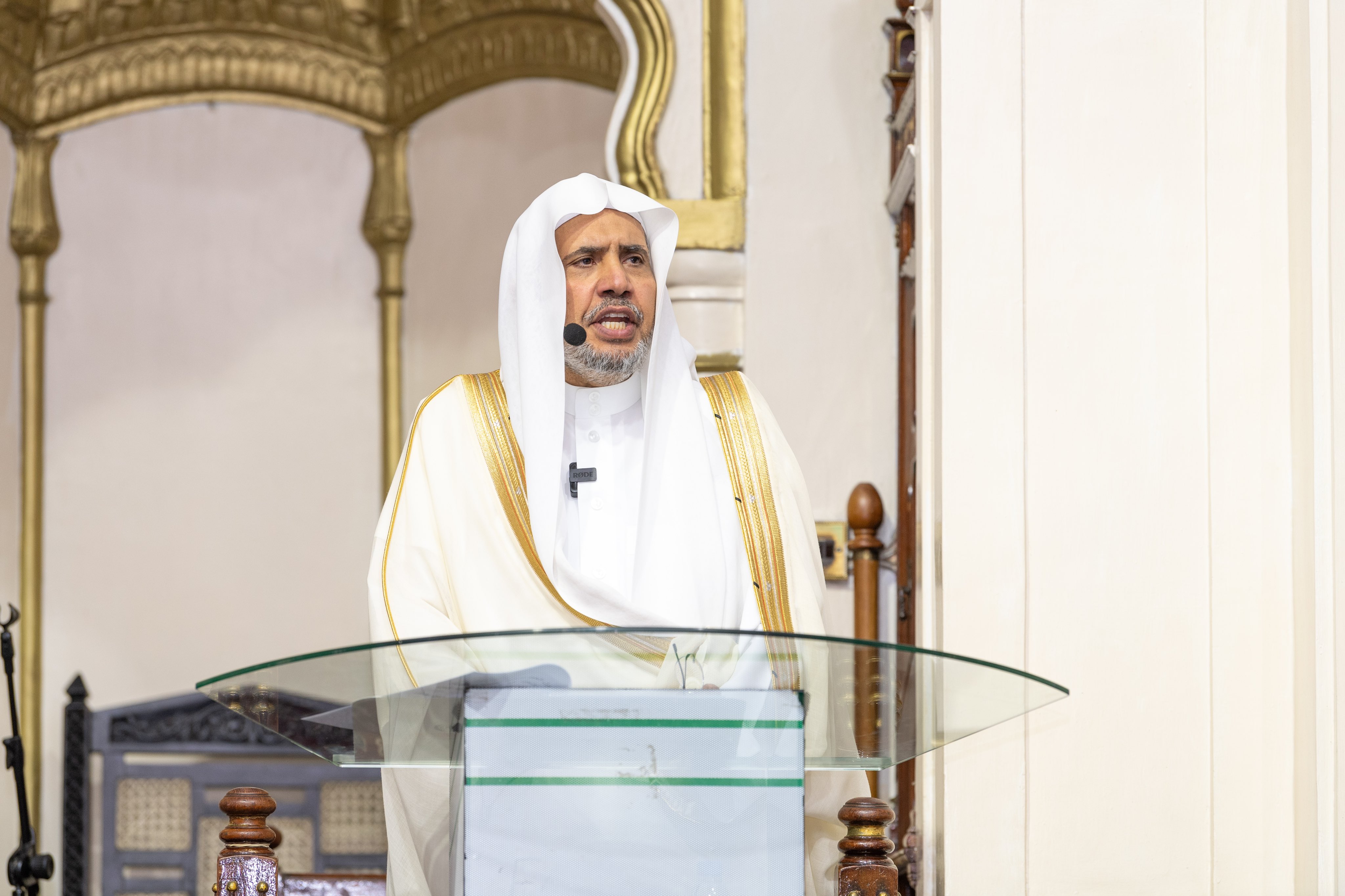 Just moments ago, in the largest mosque in Kenya: His Eminence Sheikh Dr. Mohammed Alissa delivered the Friday sermon in Nairobi, the capital. He elucidated the values of Islam and the ethical conduct of Muslims