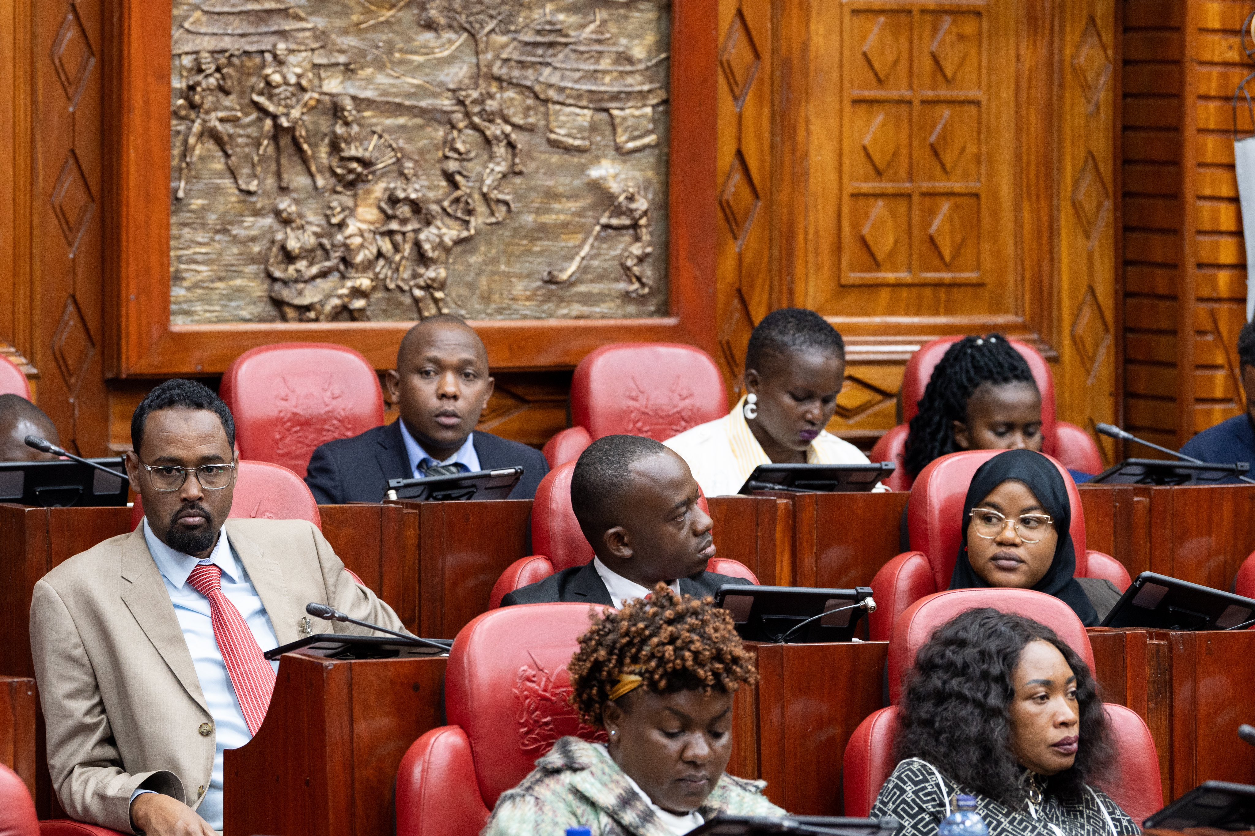 El Parlamento de la República de Kenia recibió en su sede histórica en Nairobi al Secretario General, Presidente de la Comisión de Ulemas, el Sheij Mohammed Al-Issa