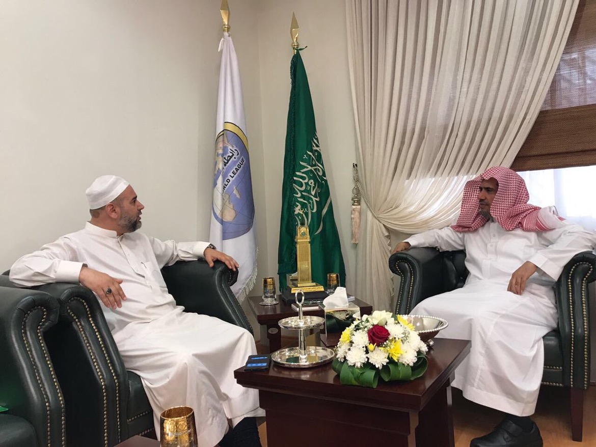 HE the Secretary General met this afternoon His Eminence Sheikh Sufyan Mohajiri Zayyan, President of the European Islamic Organization.