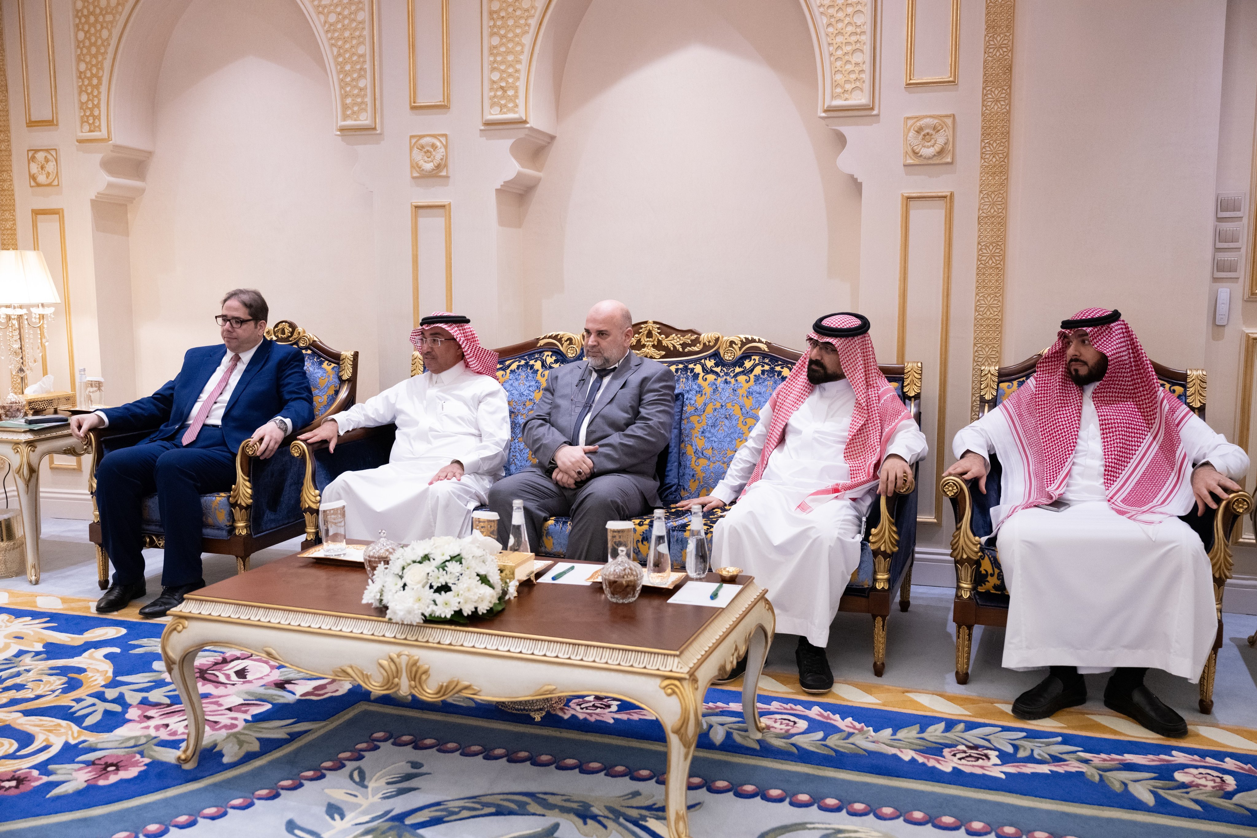 Le Secrétaire général, Président de l’Organisation des savants musulmans,  cheikh  Mohammed Al-Issa a reçu à La Mecque la délégation du Conseil de Coordination Européen (AMMALE)