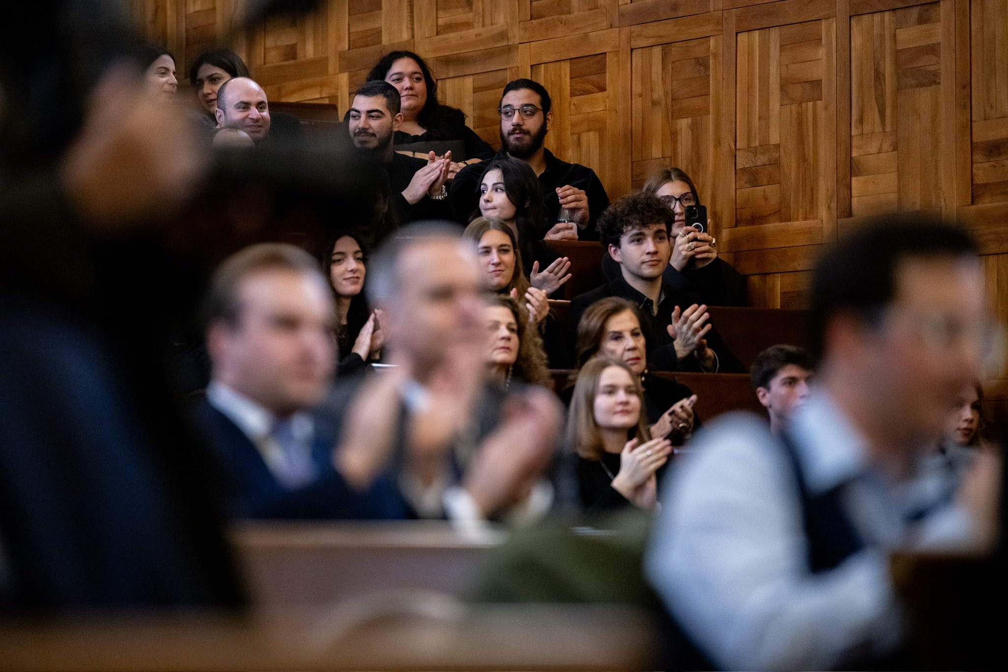 Una plataforma eficaz, innovadora y de gran alcance que busca aclarar las enseñanzas islámicas para las sociedades occidentales.