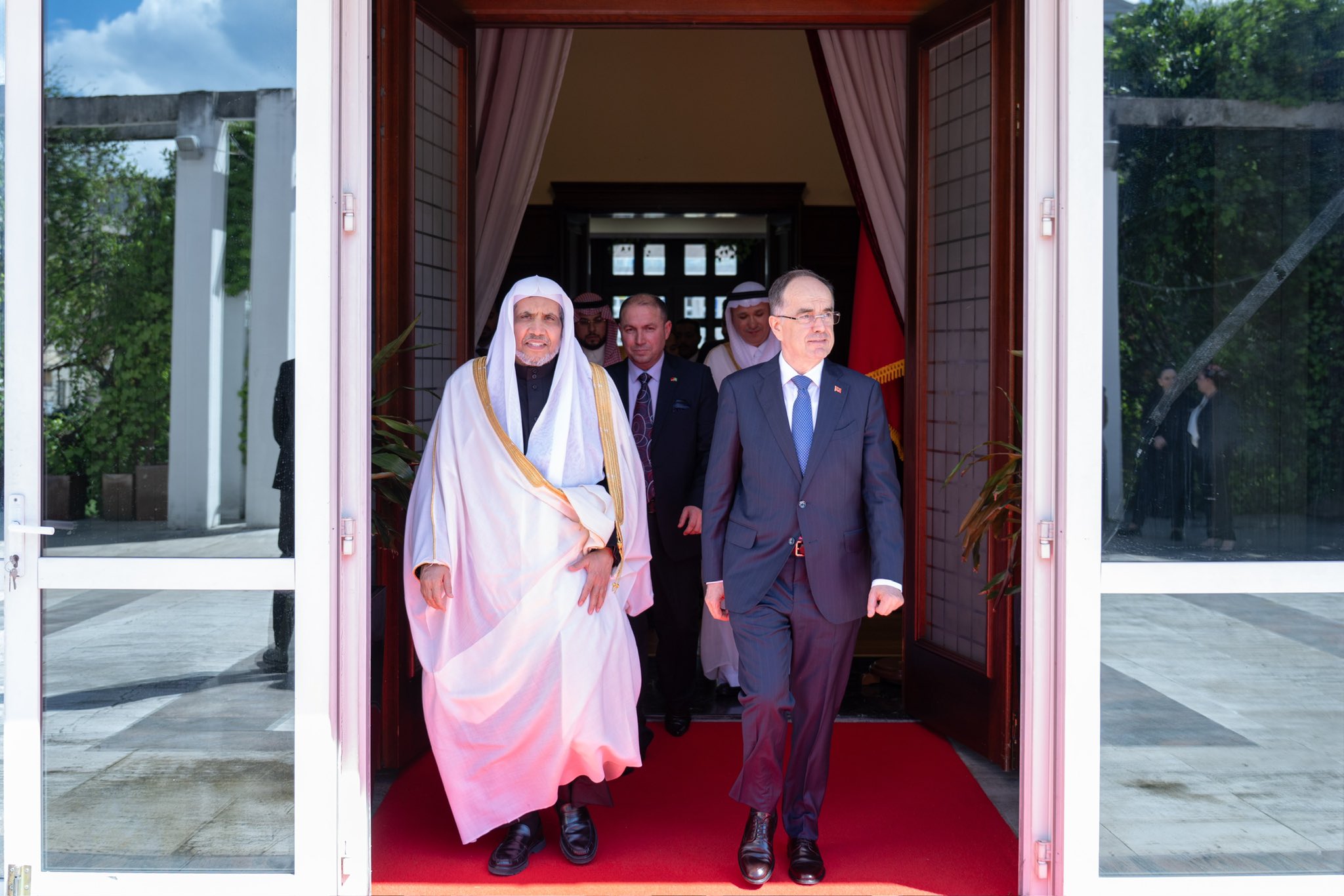 The President of the Republic of Albania, Mr. Bajram Begaj, received at the Presidential Palace of the capital, Tirana, the Secretary General, President of the Commission of Ulemas, Sheikh Mohammed Alissa