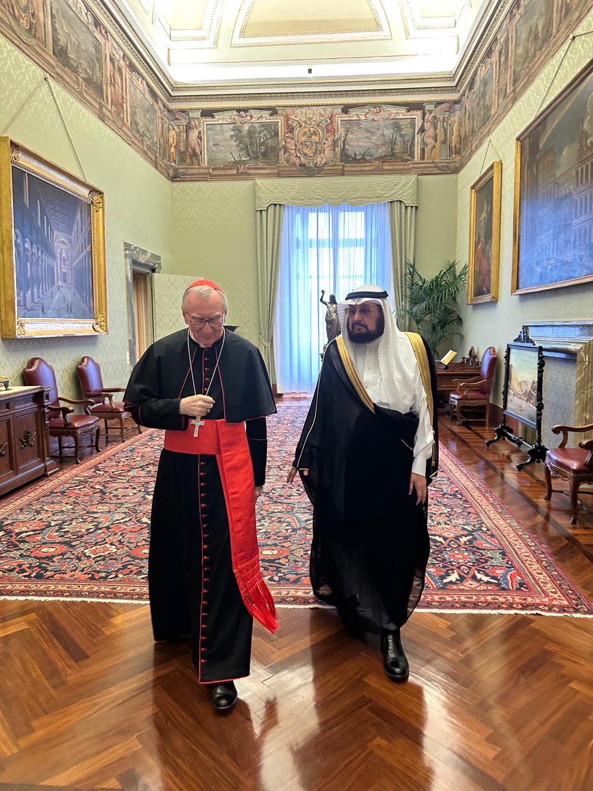 Yang Mulia Perdana Menteri dan Sekretaris Negara Vatikan, Kardinal Pietro Parolin, menerima Yang Mulia Penasihat dan Komisaris Koordinasi Liga Muslim Dunia untuk Vatikan, Dr. Abdulaziz Sarhan