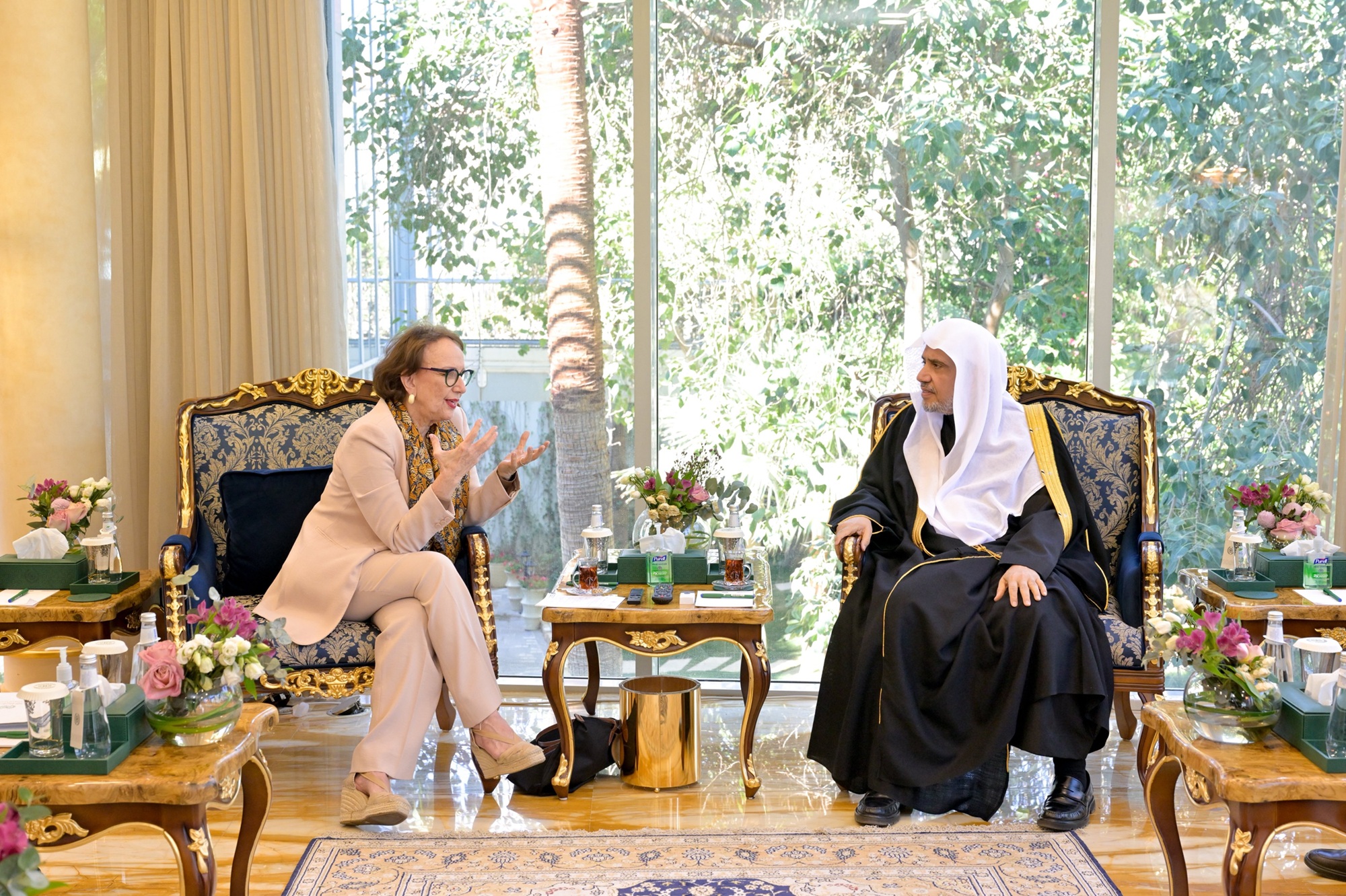 El Sheij Mohammed Al-Issa recibió hoy a la Sra. Rebeca Grynspan, Secretaria General de la Conferencia de las Naciones Unidas sobre Comercio y Desarrollo