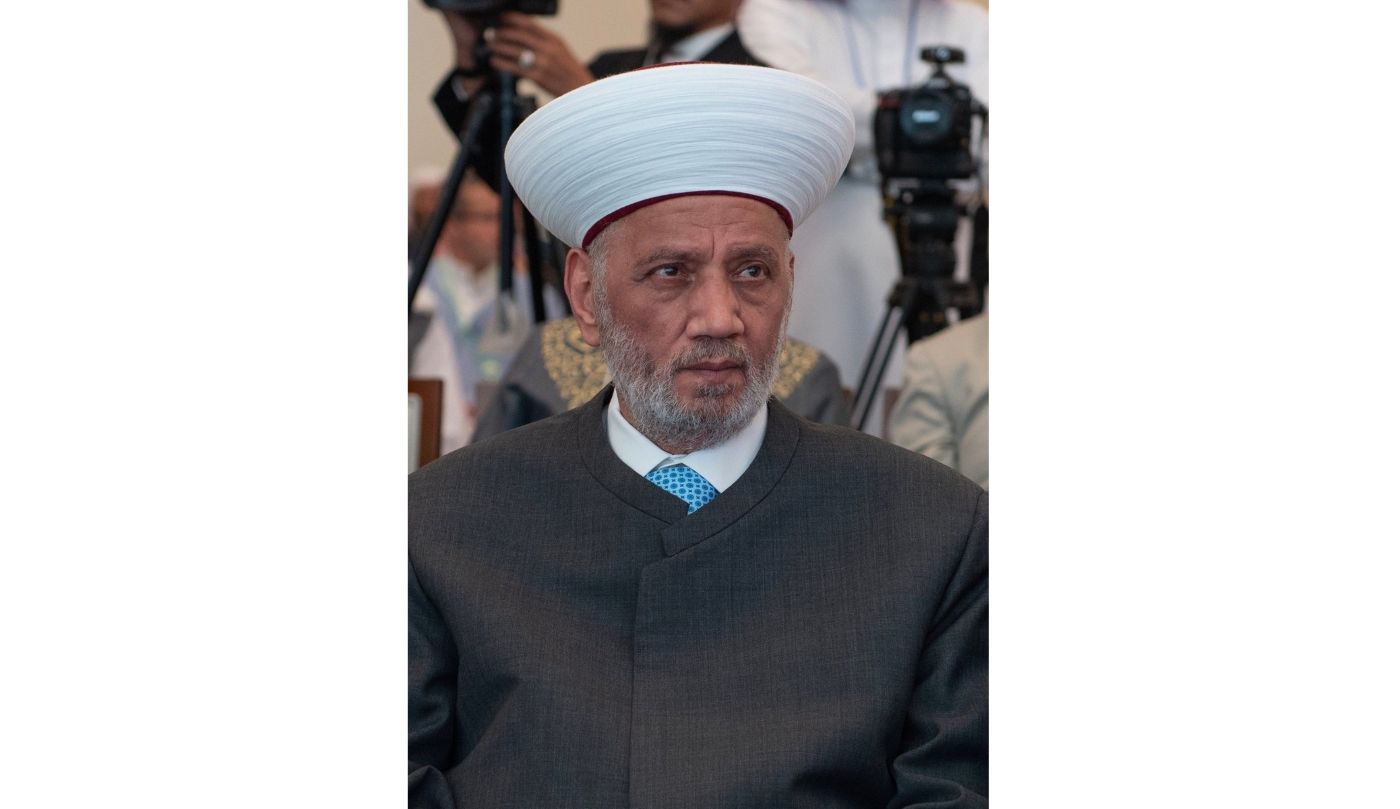 فضيلة الشيخ عبد اللطيف دريان مفتي الجمهورية اللبنانية متحدثاً من موسكو في مؤتمر الرابطة، مستعرضاً معالمَ مهمةً في قيم الإسلام