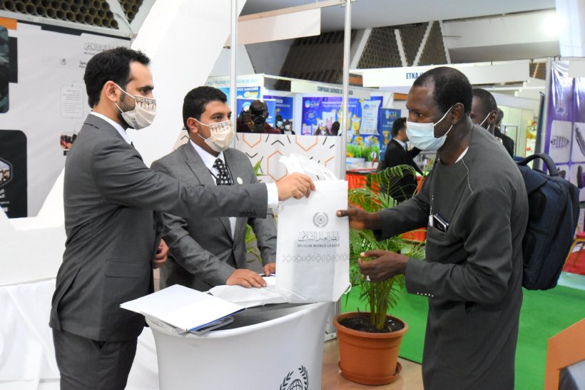 شاركت رابطة العالم الإسلامي‬⁩ بمعرض داكار الدولي (FIDAK)، الذي أقيم تحت عنوان: "تعزيز الأعمال التجارية الزراعية من أجل التنمية الاقتصادية والاجتماعية المُستدامة"