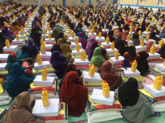 During its drive "Ramadan Food" the MWL distributed more than 5000 food baskets in several Somali regions.