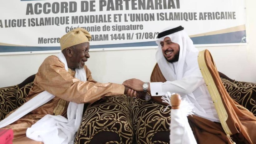وصفَها بالحدث التاريخي: فخامة الرئيس السنغالي يهنّئ الاتحاد الإسلامي الأفريقي بتوقيع اتفاقيةٍ مع رابطة العالم الإسلامي.