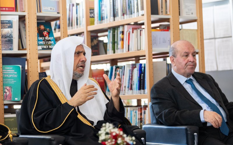 In Tirana, His Excellency Sheikh Dr. Mohammed Al-Issa, Secretary-General of the Muslim World League, delivered two separate lectures to academics and students on the topic of Islamic thought