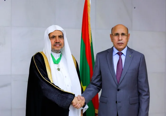 engan undangan resmi dari Presiden: Presiden Republik Islam Mauritania, Tuan Mohamed Ould Cheikh  Ghazouani, menganugerahi Dr  aMohammed Aliss  medali “Prestasi Nasional”, atas upaya internasionalnya dalam mengklarifikasi kebenaran Islam, dalam 