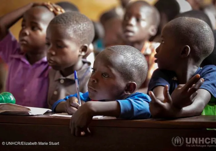 Dans le cadre de l’aide aux réfugiés la Ligue Islamique Mondiale a signé un accord avec la Responsable Réfugiés Nations Unies pour le programme “La vie, l’éducation et la collaboration “ qui vient en aide aux réfugiés du monde entier.