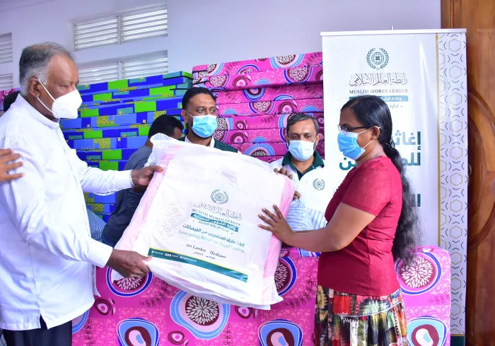 Des produits d’entretien ont été livrés aux personnes touchées par les inondations au Sri Lanka.