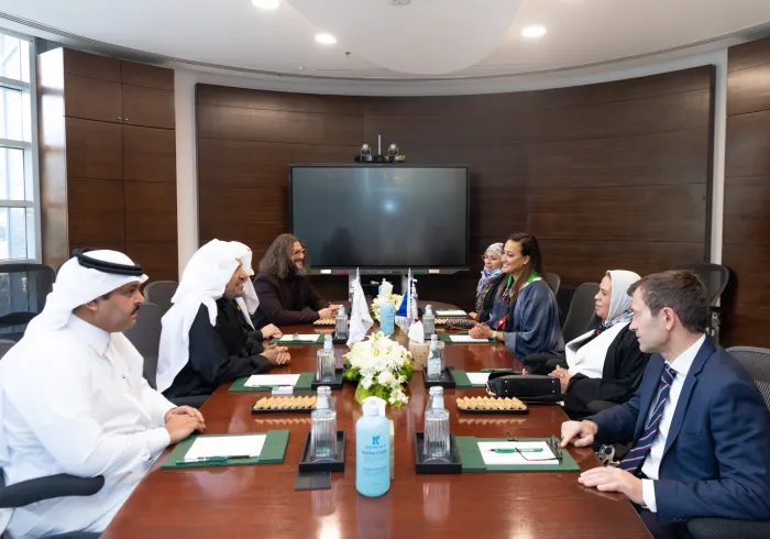 En présence de la députée Amélia Lakrafi Mohammad Alissa a rencontré Latifa ben Ziaten présidente de l’association Imad pour la Jeunesse et la Paix, qui œuvre pour la cohésion nationale.