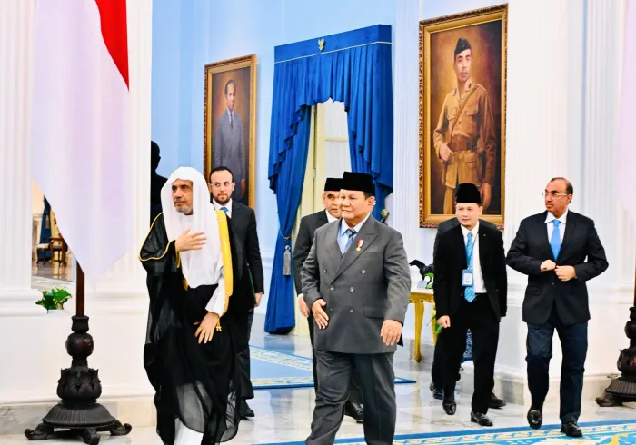 Le Président de la République d’Indonésie, M. Prabowo Subianto, a reçu aujourd’hui, au Palais présidentiel de la capitale Jakarta, le Secrétaire général Cheikh Mohammed Al-Issa