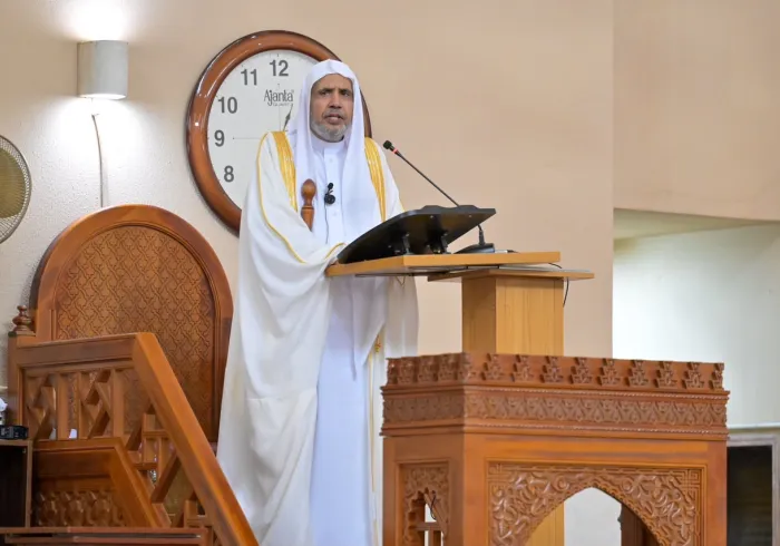 Sekretaris Jenderal Liga Muslim Dunia Menyampaikan Khotbah Jumat dan Mengimami Para Jemaah di Masjid Nasional Abuja di Ibu Kota Nigeria