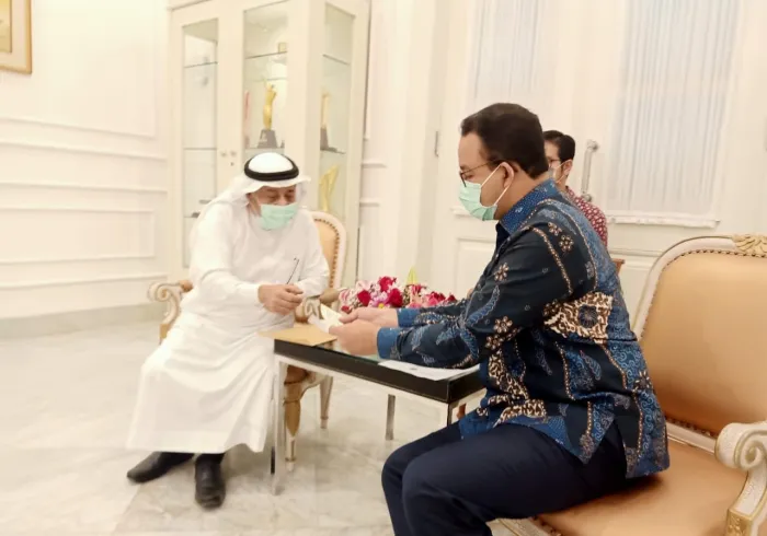 ‏⁧‫رابطة العالم الإسلامي‬⁩ تقدم الدفعة الأولى لحكومة ⁧‫إندونيسيا‬⁩، لشراء أجهزة طبية ووقائية، للتخفيف من جائحة ⁧‫كورونا‬⁩ (⁧‫كوفيد 19‬⁩).