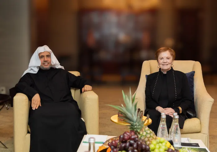 ڈاکٹر محمد العیسی نے اپنی قیام گاہ پر امریکی ایوان نمائندگان کی خارجہ آپریشن کمیٹی کی چیئرپرسن کی گرینجر کا استقبال کیا