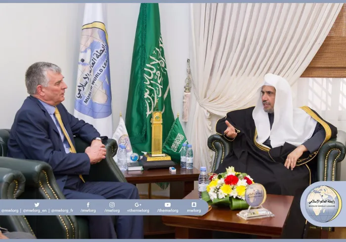 ‏The S.G. received in his office in Riyadh the Irish ambassador to the KSA, Mr. Tony Cotter 