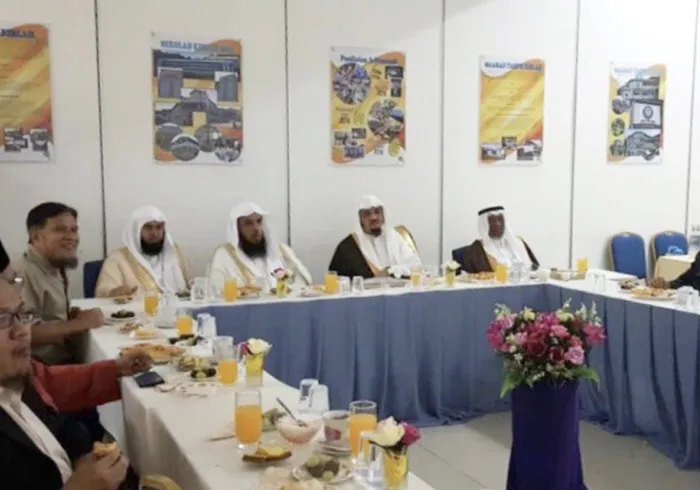 During the parallel visit of the Custodian of the two Holy Mosques to Malaysia, the MWL's delegation participates in several Islamic events