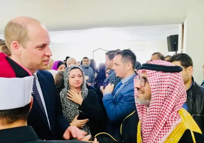 نیوزی لینڈمیں رابطہ آفس کےڈائریکٹر ڈاکٹر مشبب آل عیبان نےشہزادہ ولیم کامسجد النور اور لن ووڈ مسجد کے دورے پر وزیر اعظم نیوزی لینڈ