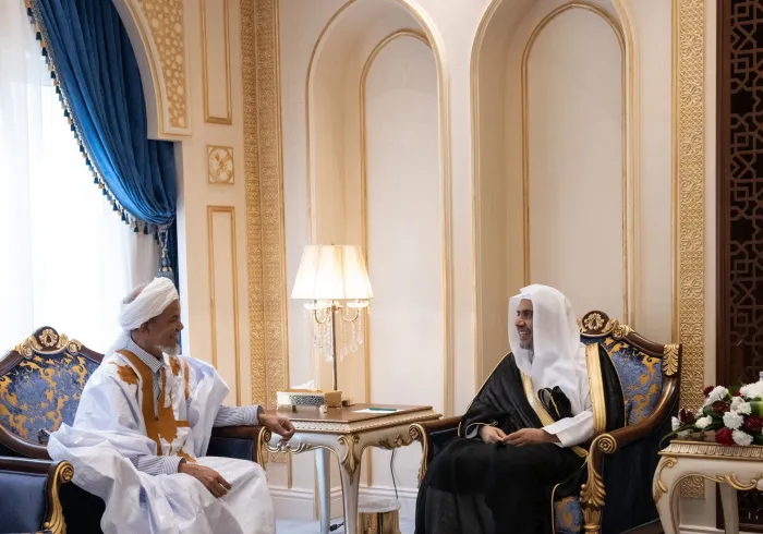 عزت مآب شیخ ڈاکٹر محمد العیسی نے صدر علمائے افریقہ فورم شیخ ڈاکٹر محمد حافظ النحوی کا استقبال کیا