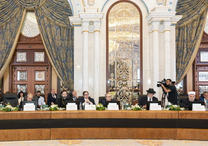 Le Forum Valeurs Communes Riyad est inspiré de la charte de Médine établie par le Prophète (paix sur lui) avec toutes les composantes de la société ; mettant en lumière la sagesse de l’Islam d’établir des relations avec tous.