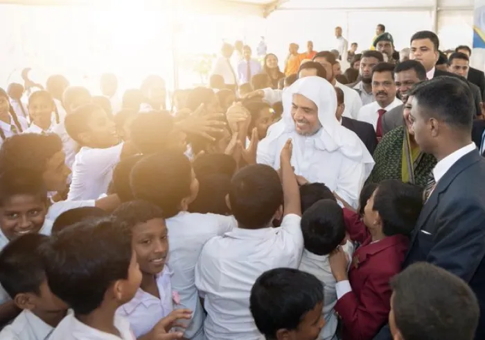 La Charte Mecque énonce que l’incompréhension et l’ignorance sont une source de conflits entre les peuples.