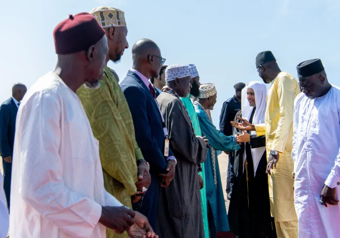 Sur invitation du président gambien : Mohammad Alissa arrive en Gambie où il a été reçu par le Vice-président Mr. Badara Ajouf