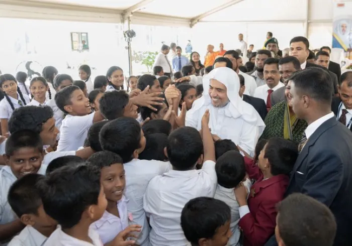 رابطہ عالم اسلامی دنیا بھر میں 2.000 سے زائد یتیم بچوں کی معاونت کررہی ہے 