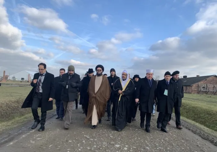 "آج ہم جن غیر مہذب جرائم کا مشاہدہ کررہے ہیں، یہ خدائی مخلوق کی توہین ہے"۔ ڈاکٹر العیسی