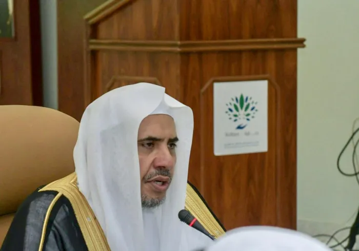 رابطة العالم الإسلامي تقدم برامج إفطار صائم وسلال الخير في 28 دولة