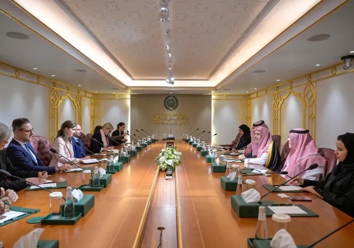 Sekretaris Jenderal Liga Muslim Dunia bertemu dengan delegasi para tokoh intelektual Jerman dari berbagai pusat penelitian dan pemikiran