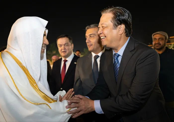 Yang Mulia Ketua Komite Tetap Pertahanan Senat Pakistan, Tuan Muhammad Talha Mahmood, mengadakan acara makan malam sebagai bentuk penghormatan atas kunjungan Yang Mulia Sekretaris Jenderal Dr. Mohammed Alissa 