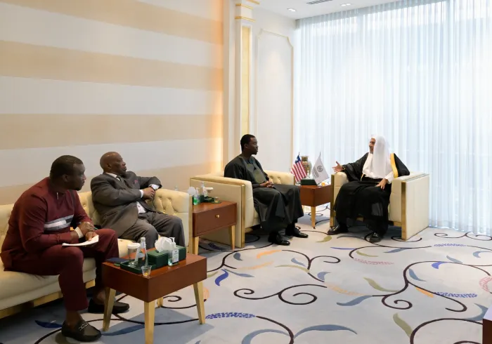 H.E. Sheikh Dr. Mohammed Al-Issa, Secretary-General of the MWL, received H.E. Amb. Amara Soko Sackor, Ambassador of the Republic of Liberia to the KSA
