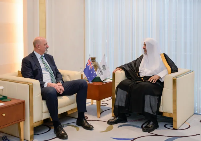 At his office in Riyadh, H.E. Sheikh Dr. Mohammed Al-Issa , Secretary-General of the Muslim World League, received H.E. Mr. Miles Robert Armitage, the Ambassador of Australia to the KSA