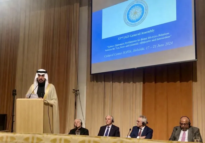 به نمایندگی از جناب آقاي دکتر شيخ  محمد العیسی، دبیرکل سازمان همبستگی جهان اسلام ورئیس انجمن علمای مسلمان، دکتر عبدالرحمن الزید، معاون دبیرکل، سخنرانی سازمان همبستگی جهان اسلام را در نشست مجمع عمومی بین‌المللی پارلمانی