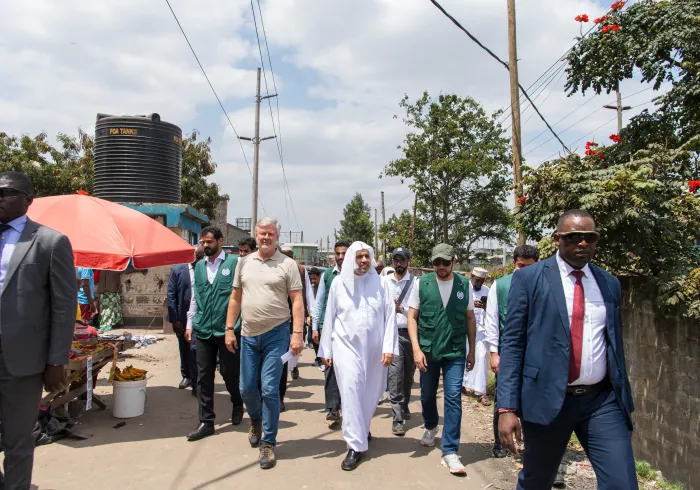 Un proyecto completo de salud, educación y desarrollo para mejorar la vida de los habitantes de los barrios pobres: