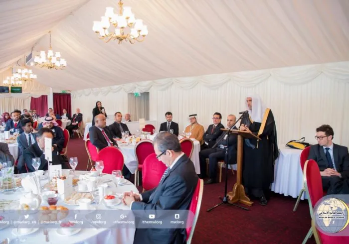 Le SG expliquant les valeurs de "tolérance et de modération islamiques" lors d'une réception tenue au siège du Parlement britannique.