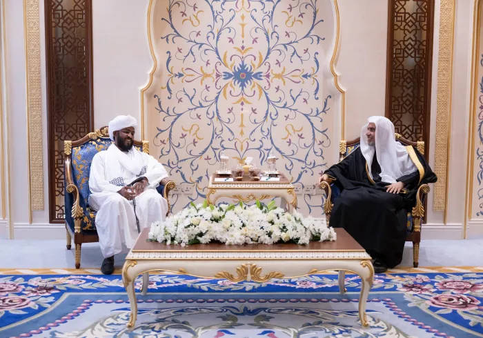 Yang Mulia Sekretaris Jenderal LMD, Ketua Organisasi Ulama Muslim, Syekh Dr. Mohammed Alissa   , menerima kunjungan Yang Mulia Menteri Urusan Agama dan Wakaf Republik Sudan, Dr. Omar Bakhit Mohamed