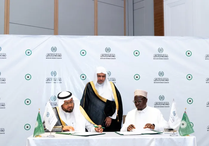 El Secretario General, Presidente de la Comisión de Ulemas, Mohammed Al-Issa, asistió a la firma de un acuerdo entre la Liga y el Consejo Supremo de Musulmanes de Kenia