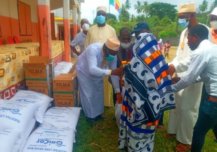 La LIM met en œuvre un programme de secours d’urgence sur l’île de Mohéli pour les pauvres et les orphelins de la République des Comores.