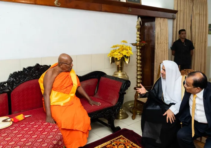 MWL We can only achieve peace by working together