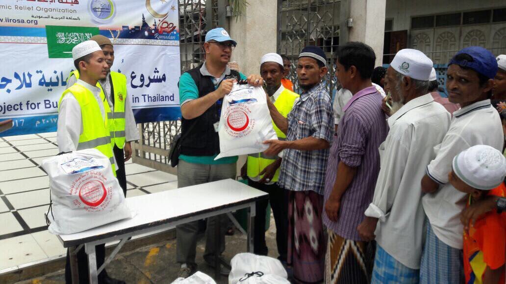 The Muslim World League distributes a number of food baskets to the Burmese Muslim Rohingyas.